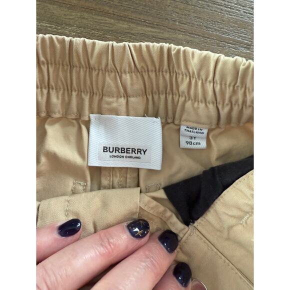 Burberry Boys Khaki Shorts size 3Y Large B Logo - Picture 7 of 8